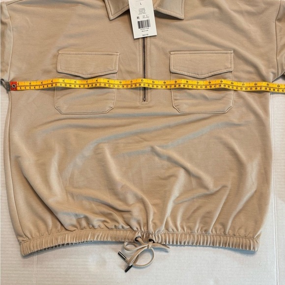 NWT Wonderly Beige Collared Top with‎ a 1/4 zip and drawstring waist - Picture 4 of 7